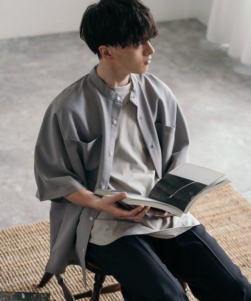 Rocky Monroe(ロッキーモンロー)の「オーバーサイズ ドルマンバンドカラー ビッグシルエット半袖シャツ(シャツ/ブラウス・メンズ・ブラック/ライトグレー/ホワイト/ライトグリーン/ブルー・M/L/XL)」の3枚目の写真