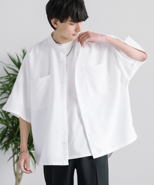 Rocky Monroe(ロッキーモンロー)の「オーバーサイズ ドルマンバンドカラー ビッグシルエット半袖シャツ(シャツ/ブラウス・メンズ・ブラック/ライトグレー/ホワイト/ライトグリーン/ブルー・M/L/XL)」の11枚目の写真