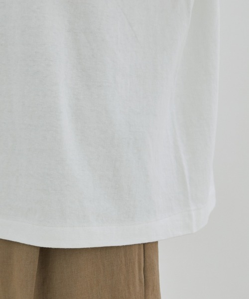 AMERICANA(アメリカーナ)の「【WEB限定】【Americana(アメリカーナ)】カレッジプリントシームレスTシャツ(Tシャツ/カットソー・レディース・ダークブラウン/オフホワイト/ブルー系その他6・FREE)」の16枚目の写真