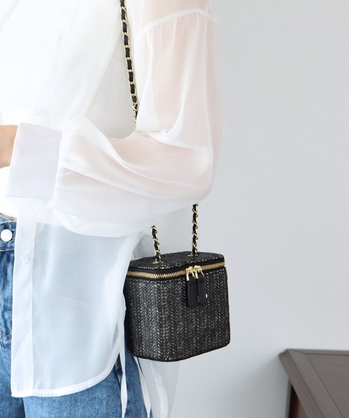 BLUEEAST（ブルーイースト）の「バニティかごバッグ（ショルダーバッグ・レディース・ブラック/ベージュ/ホワイト・FREE）」の4枚目の写真