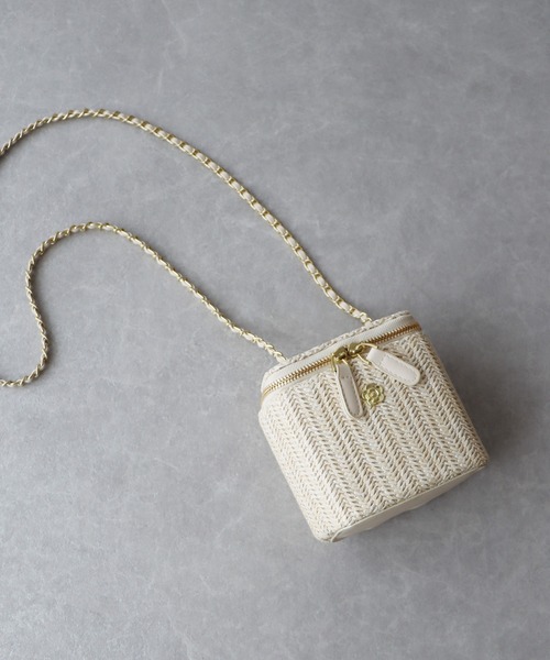 BLUEEAST（ブルーイースト）の「バニティかごバッグ（ショルダーバッグ・レディース・ブラック/ベージュ/ホワイト・FREE）」の10枚目の写真