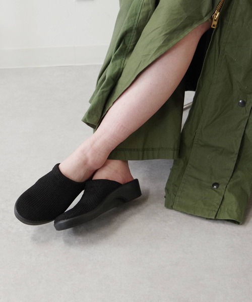 ARCOPEDICO（アルコペディコ）の「ARCOPEDICO アルコペディコ クラシックライン LIGHT（ライト）（5061010）ニットサボサンダル（サンダル・レディース・ブラウン/ネイビー/ベージュ/ブラック/カーキ・36/38/37/39/35）」の2枚目の写真