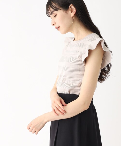 index(インデックス)の「◆フリルスリーブニット【洗濯機洗い可】(ニット/セーター・レディース・ワインレッド/チャコールグレー/ライトグレー・40/38/42/36)」の13枚目の写真