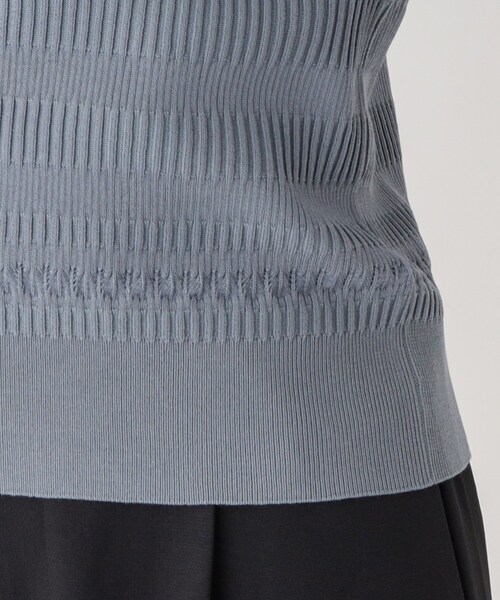 index(インデックス)の「◆フリルスリーブニット【洗濯機洗い可】(ニット/セーター・レディース・ワインレッド/チャコールグレー/ライトグレー・40/38/42/36)」の15枚目の写真