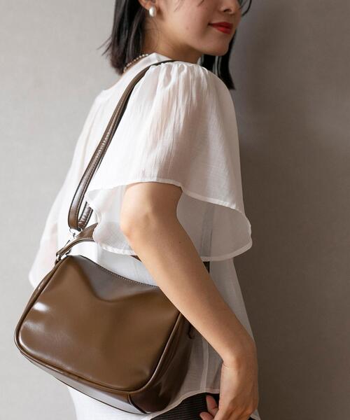 coen（コーエン）の「リンクルエナメルバッグ（ショルダーバッグ・レディース・ナチュラル/ブラック/モカ・FREE）」の4枚目の写真