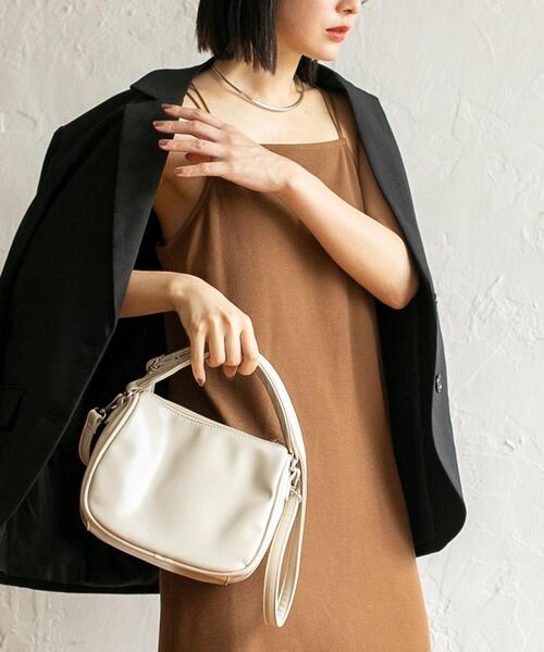 coen（コーエン）の「リンクルエナメルバッグ（ショルダーバッグ・レディース・ナチュラル/ブラック/モカ・FREE）」の11枚目の写真