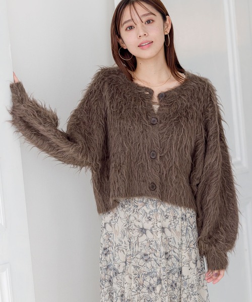 mysty woman（ミスティウーマン）の「【前後2WAY！】シャギー2WAYカーデ 968220（カーディガン/ボレロ・レディース・ライトグレー/ダークブラウン/オフホワイト・FREE）」の2枚目の写真