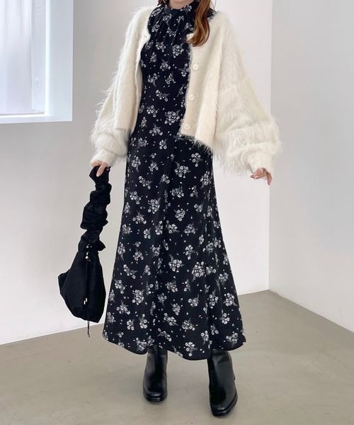 mysty woman（ミスティウーマン）の「【前後2WAY！】シャギー2WAYカーデ 968220（カーディガン/ボレロ・レディース・ライトグレー/ダークブラウン/オフホワイト・FREE）」の13枚目の写真