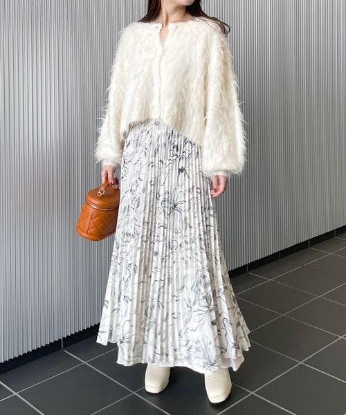 mysty woman（ミスティウーマン）の「【前後2WAY！】シャギー2WAYカーデ 968220（カーディガン/ボレロ・レディース・ライトグレー/ダークブラウン/オフホワイト・FREE）」の10枚目の写真