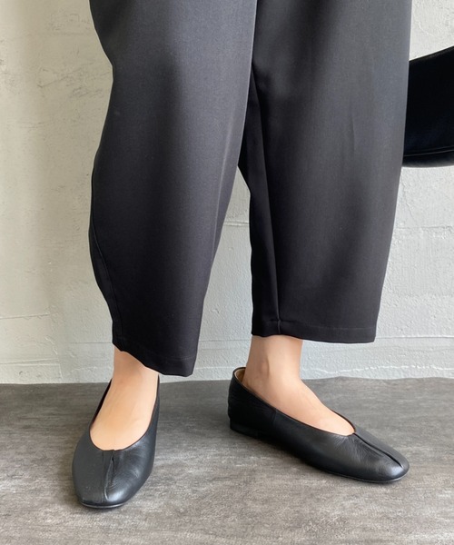 JEANS FACTORY （ジーンズファクトリー）の「[ista-ire/イスタイーレ] “魔法のパンツ” ワイドシルエットイージーパンツ（その他パンツ・レディース・ブラック/グレー・F）」の16枚目の写真
