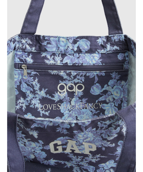 GAP(ギャップ)の「Gap × Loveshackfancy フローラル トートバッグ(トートバッグ・レディース・アイボリー/インディゴブルー・ONE SIZE)」の4枚目の写真