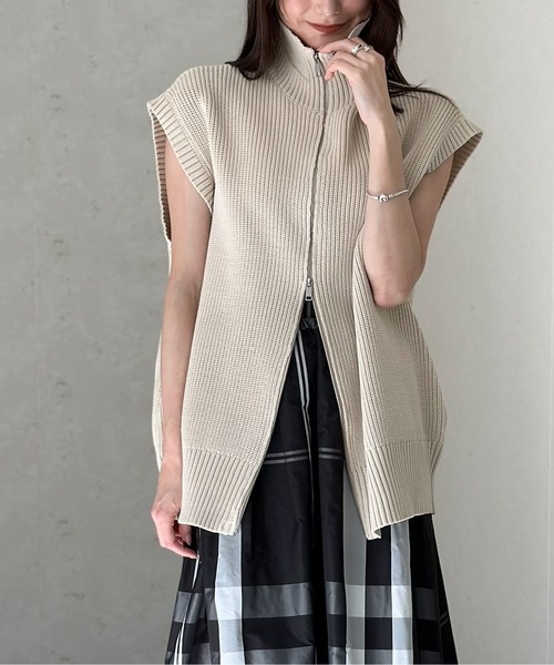 Y's ワイズ 2020AW-PRE ハイネック ステッチニットベスト 黒 Y's - Y's ワイズ 23AW BUTTON-UP NECK DETAIL LAMBSWOOL BIB