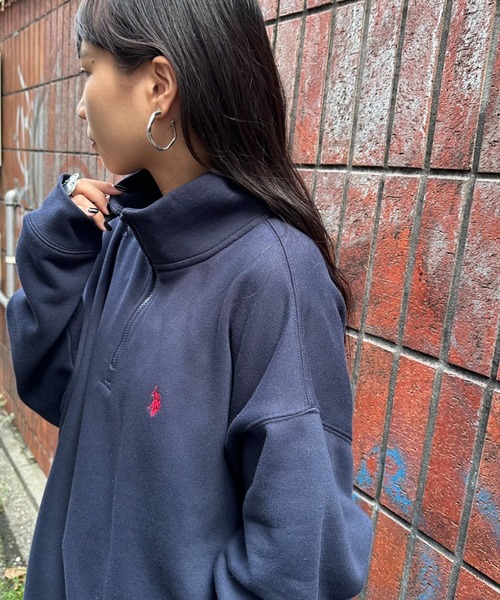 U.S. POLO ASSN.（ユーエスポロアッスン）の「【WEB限定】[U.S. POLO ASSN./ユーエスポロアッスン] 別注 ワンポイントロゴ刺繍 ハーフジップスウェット（スウェット・レディース・バーガンディー/グレー/グレー系/ネイビー系/ネイビー・S/M/L/XL）」の3枚目の写真