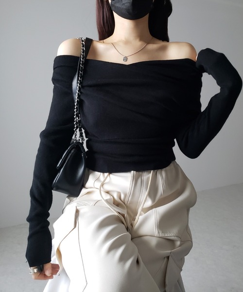 オフショルダーリブニットセーター　Andequal オフショルダーリブニットセーター Andequal