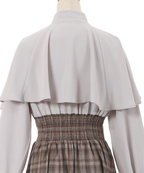 axes femme(アクシーズファム)の「ケープ襟ドッキングワンピース(ワンピース・レディース・ブラウン/グレー/ベージュ・FREE)」の5枚目の写真