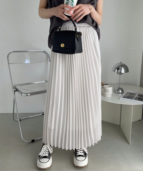 Ada.(エイダ)の「ウエストゴム シフォン プリーツスカート(スカート・レディース・グレー系その他/アイボリー/ドット/ミント・FREE)」の17枚目の写真