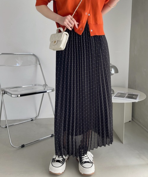 Ada.(エイダ)の「ウエストゴム シフォン プリーツスカート(スカート・レディース・グレー系その他/アイボリー/ドット/ミント・FREE)」の9枚目の写真