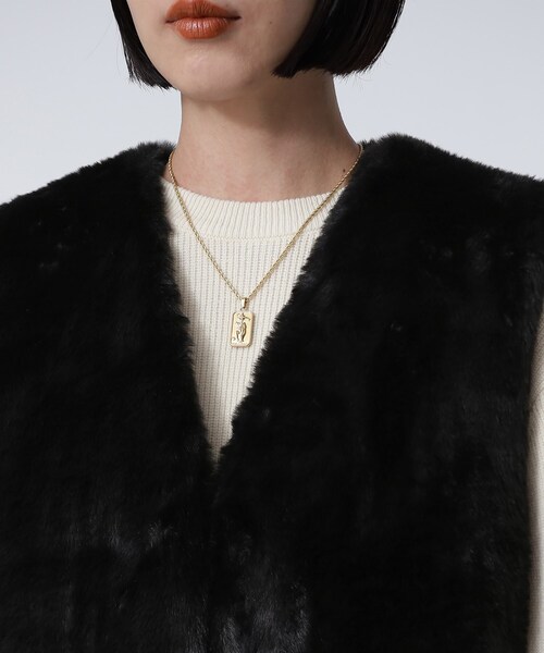 GALLEST（ギャレスト）の「エコファーキルトベスト（ベスト・レディース・ブラック/オフホワイト・38）」の16枚目の写真