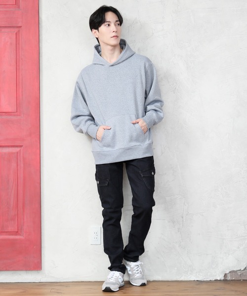 TopIsm（トップイズム）の「オーバーサイズ ヘビーウェイト裏起毛無地 スウェットプルパーカー（パーカー・メンズ・ブラック/杢グレー/オートミール/チャコールグレー・LL/L/M）」の7枚目の写真