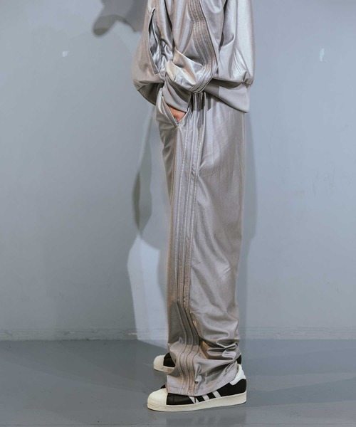 adidas（アディダス）の「adidas M FASH OVRSZ TP / アディダス M ファッション オーバーサイズ トラックパンツ（その他パンツ・メンズ・グレー/ブラック・M/L/XL/S）」の18枚目の写真