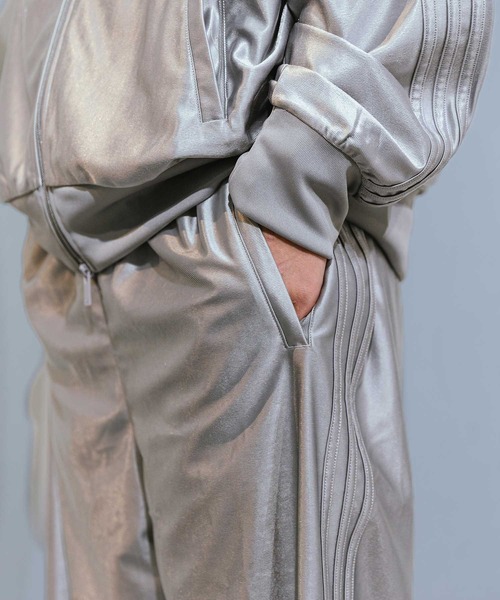 adidas（アディダス）の「adidas M FASH OVRSZ TP / アディダス M ファッション オーバーサイズ トラックパンツ（その他パンツ・メンズ・グレー/ブラック・M/L/XL/S）」の19枚目の写真