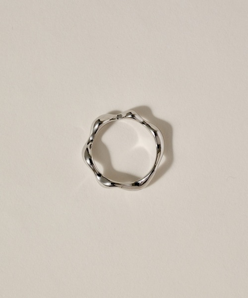 novice（ノーヴィス）の「【novice】Lava Ring［Stainless］（リング・レディース・シルバー/ゴールド・11/13/16/17/14）」の8枚目の写真