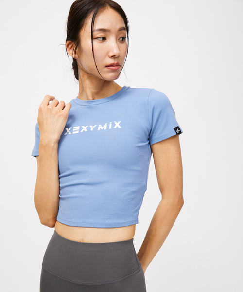 XEXYMIX（ゼクシィミックス）の「【XEXYMIX】クロップド丈ロゴTシャツ（Tシャツ/カットソー・レディース・イエロー/ブルー系その他4/ラベンダー/ブルー/ピンク/ブラック/ホワイト・M）」の9枚目の写真