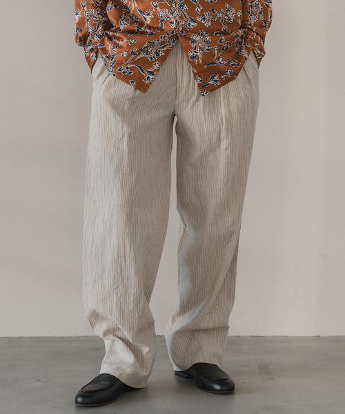 EDIFICE(エディフィス)の「【rue de seine / リュ ドゥ セーヌ】フレンチ 2タック スラックス(スラックス・メンズ・ベージュ/ブラック・40/38/36)」の11枚目の写真