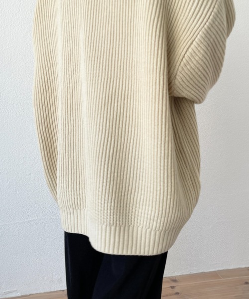 wee9s（ウィークス）の「perfect silhouette super over knit / パーフェクトシルエットスーパーオーバーニット（ニット/セーター・レディース・アイボリー/ピンク/ブラック/グレー/レッド/ブルー・FREE）」の16枚目の写真