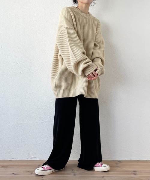 wee9s（ウィークス）の「perfect silhouette super over knit / パーフェクトシルエットスーパーオーバーニット（ニット/セーター・レディース・アイボリー/ピンク/ブラック/グレー/レッド/ブルー・FREE）」の19枚目の写真