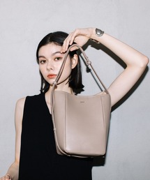 BEAURE ヴュレ カウレザー バケツ型 ワンショルダー バッグ