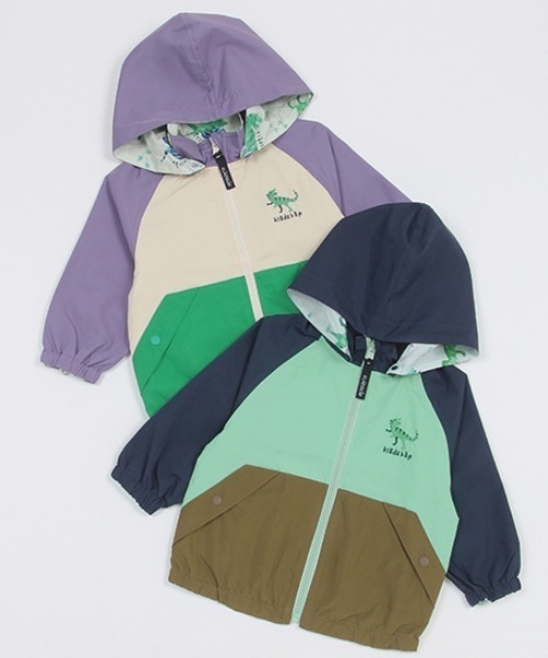 kladskap（クレードスコープ）の「恐竜リバーシブルウィンドブレーカー（マウンテンパーカー・キッズ・アイボリー/ライトグリーン・100cm/130cm/90cm/120cm/110cm/80ｃｍ）」の3枚目の写真