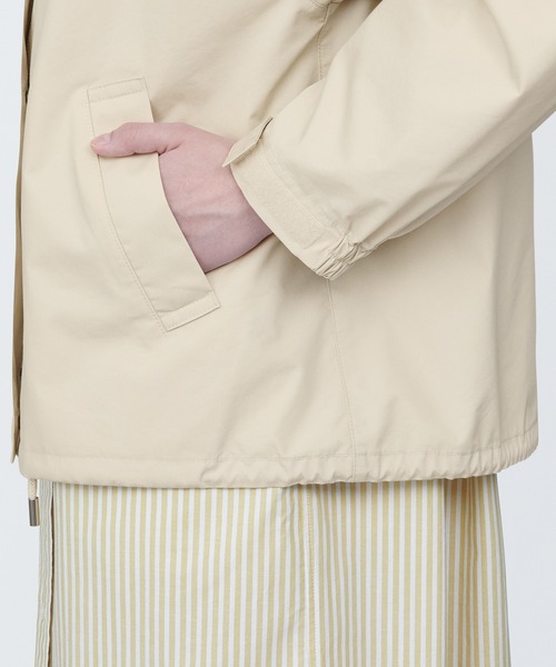 無印良品(ムジルシリョウヒン)の「婦人 撥水フードジャケット(その他アウター・レディース・ネイビー系/アイボリー/カーキ系5/ベージュ/マスタード・S/M/L/XL/XS)」の6枚目の写真