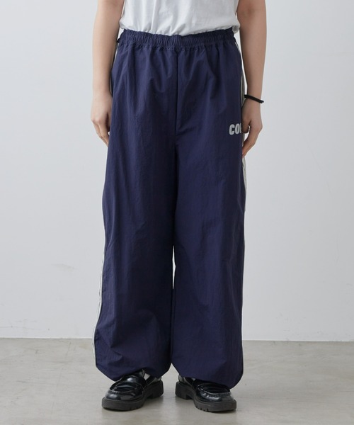 SOUNDSGOOOOD(サウンズグッド)の「【SOUNDS GOOOOD / サウンズグッド】リフレクタープリントナイロントラックパンツ(その他パンツ・メンズ・チャコールグレー/ネイビー・ONE SIZE)」の14枚目の写真