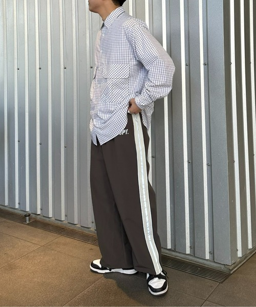 SOUNDSGOOOOD(サウンズグッド)の「【SOUNDS GOOOOD / サウンズグッド】リフレクタープリントナイロントラックパンツ(その他パンツ・メンズ・チャコールグレー/ネイビー・ONE SIZE)」の6枚目の写真