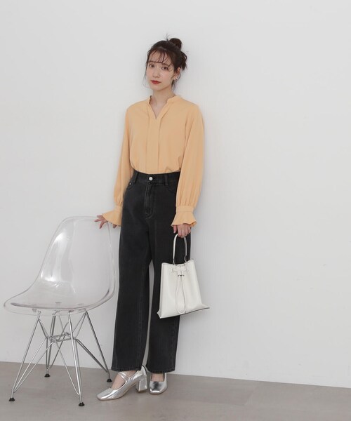 N.(N. Natural Beauty Basic)(エヌエヌナチュラルビューティーベーシック)の「【S Size Line】◆ルーズストレートデニム(デニムパンツ・レディース・ブラック/ブルー・MEDIUM/SMALL)」の4枚目の写真