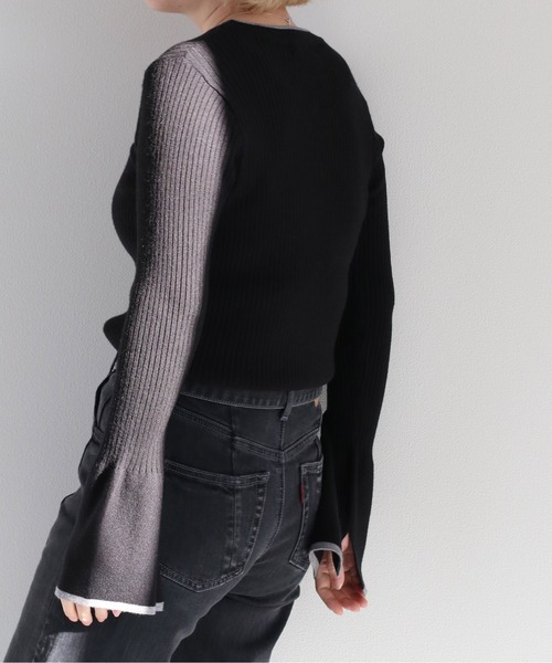 cepo(セポ)の「ソデスリットフレアニット(ニット/セーター・レディース・オフホワイト/ホワイト×ブラック/ホワイト×グレー/ブラック・M)」の4枚目の写真