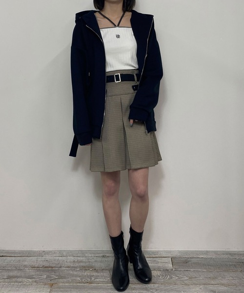NICOLE CLUB(ニコル クラブ)の「リブ配色ホルタータンクトップ(タンクトップ・レディース・ブラック/サックスブルー/オフホワイト/グレー系・FREE)」の18枚目の写真