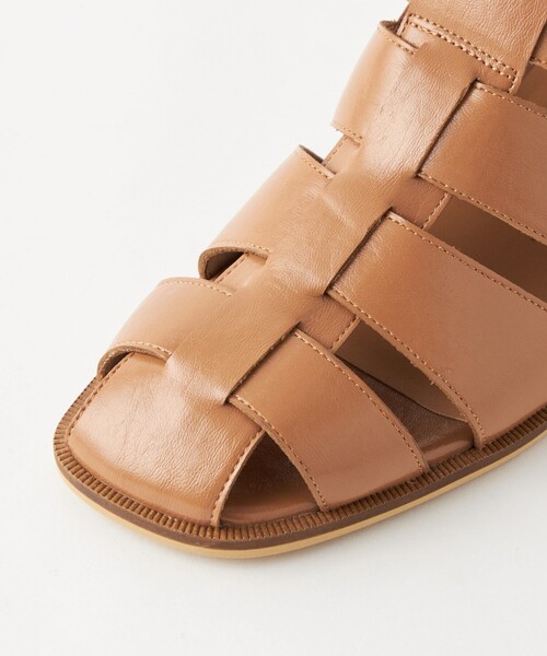 green label relaxing（グリーンレーベルリラクシング）の「スクエア グルカパンプス（5cmヒール）/ グルカサンダル（サンダル・レディース・ブラック/ブラウン・S/L/XS/M/XL）」の13枚目の写真