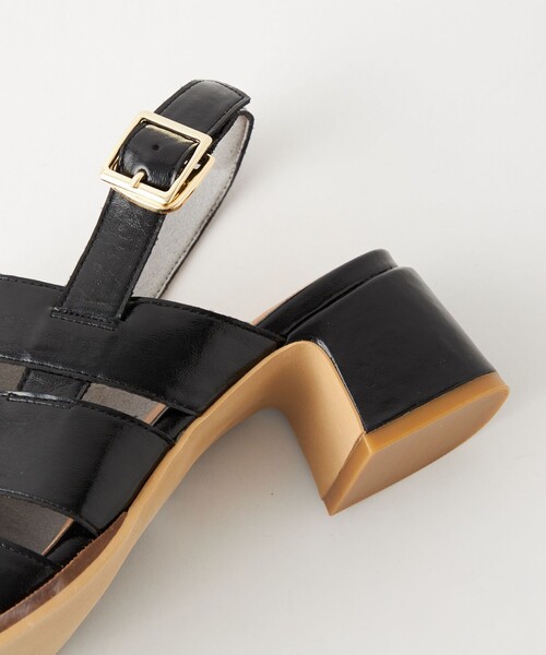 green label relaxing（グリーンレーベルリラクシング）の「スクエア グルカパンプス（5cmヒール）/ グルカサンダル（サンダル・レディース・ブラック/ブラウン・S/L/XS/M/XL）」の19枚目の写真