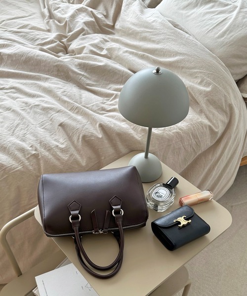 DISCOAT（ディスコート）の「【新色追加！】ライトゲージミニボストンバッグ《2WAY》（ボストンバッグ・レディース・ブラック/アイボリー/ブラウン/イエロー×グリーン/キャメル/シルバー/ボルドー/イエロー/ブラウン系その他/ベージュ系その他・FREE）」の11枚目の写真