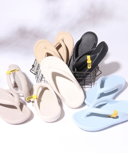 TAW&TOE（トーアンドトー）の「【TAW&TOE/トーアンドトー】 Flip flopサンダル（サンダル・レディース・サックスブルー/ベージュ/グレイッシュベージュ/ブラック/オフホワイト・25/24/23/22）」の13枚目の写真