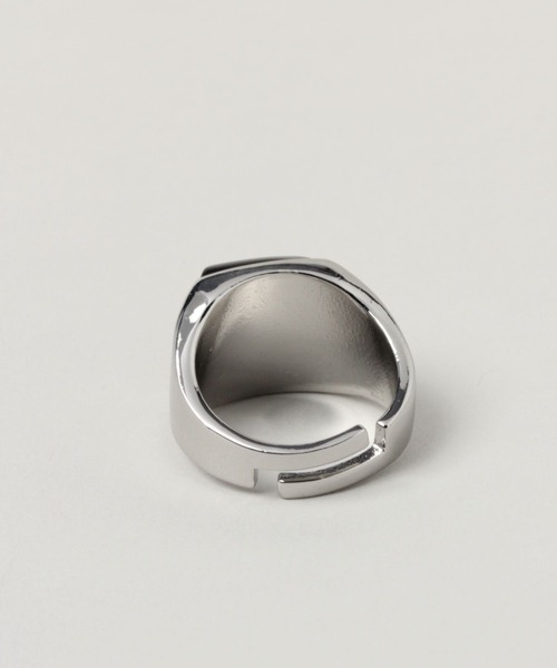 RAGEBLUE（レイジブルー）の「ストーントップデザインリング（リング・メンズ・ブラック・FREE）」の2枚目の写真