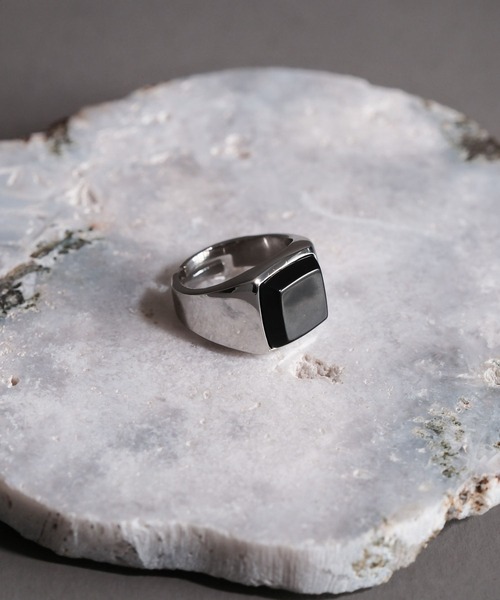 RAGEBLUE（レイジブルー）の「ストーントップデザインリング（リング・メンズ・ブラック・FREE）」の7枚目の写真
