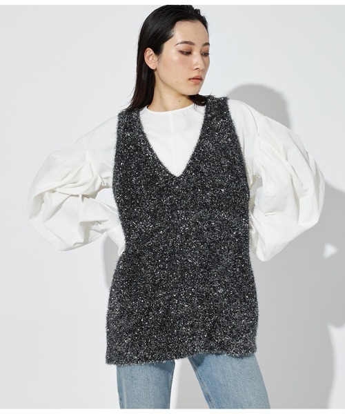 Settimissimo（セッティミッシモ）の「Vネック グリッターニット ジレ ベスト（ベスト・レディース・ブラック/ゴールド・FREE）」の4枚目の写真