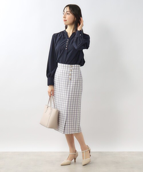 index（インデックス）の「◆≪XS-LLsize≫ パール調スキッパーブラウス【洗濯機洗い可】（シャツ/ブラウス・レディース・ホワイト系3/ネイビー/ナチュラル/オレンジ系・42/40/38/36/34）」の14枚目の写真