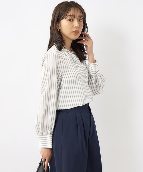 index（インデックス）の「◆≪XS-LLsize≫ パール調スキッパーブラウス【洗濯機洗い可】（シャツ/ブラウス・レディース・ホワイト系3/ネイビー/ナチュラル/オレンジ系・42/40/38/36/34）」の16枚目の写真