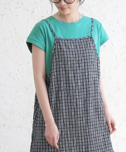 Doux Belle(ドゥーベル)の「コットン半袖シンプルTシャツ(Tシャツ/カットソー・レディース・ライトグリーン/グレー系その他/グレイッシュベージュ/ブラック/オフホワイト・MEDIUM)」の1枚目の写真