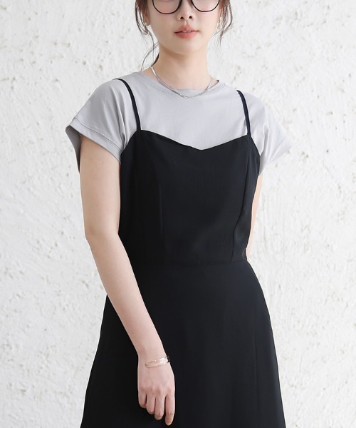 Doux Belle(ドゥーベル)の「コットン半袖シンプルTシャツ(Tシャツ/カットソー・レディース・ライトグリーン/グレー系その他/グレイッシュベージュ/ブラック/オフホワイト・MEDIUM)」の11枚目の写真