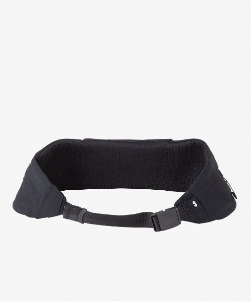 THE NORTH FACE(ザノースフェイス)の「【THE NORTH FACE/ザ ノースフェイス】PACER BELT(ボディバッグ/ウエストポーチ・メンズ・ブラック/グレー・FREE)」の9枚目の写真